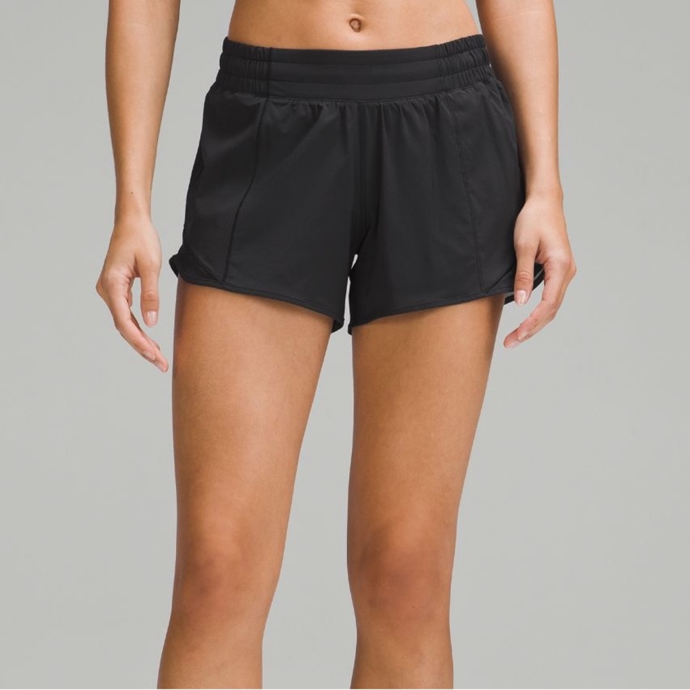 Hottie Hot Low rise Short 4”
